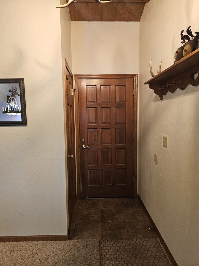 Photo - 2327 Rainbow Ln