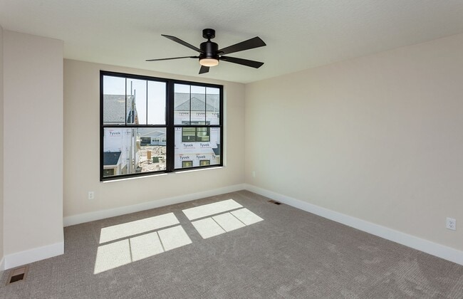 Photo - Southwest Prairie Trail Townhomes - 3 Bed ...