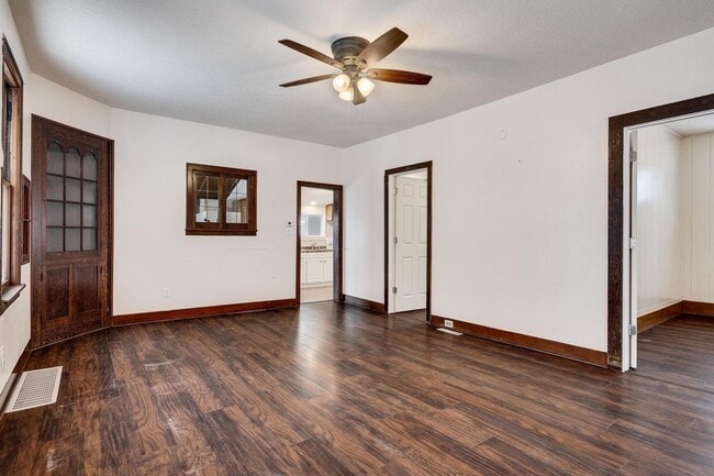 Photo - Charming 3 bed/1 bath home in La Crosse