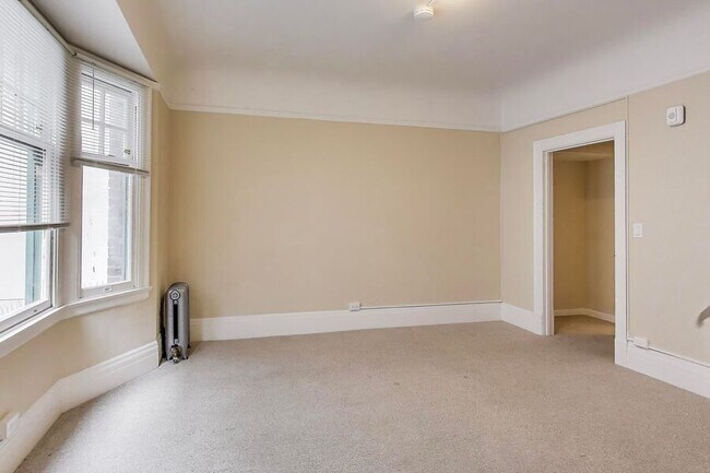 Building Photo - 1600 California St Unit 26