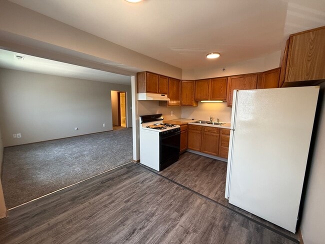 Building Photo - Indian Village Apartments 2 Bedroom/1.5 Ba... Unit IVA31