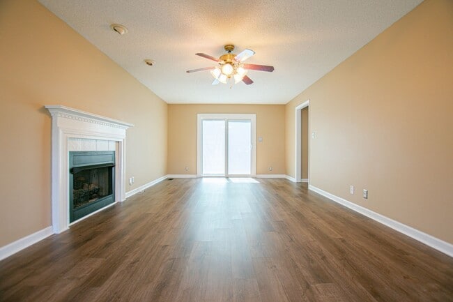 Photo - Pet Friendly Three Bedroom with Bonus!