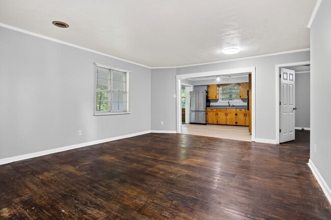 3705 Crestview Pl Unit 3705 Crestview Pl NW APT A