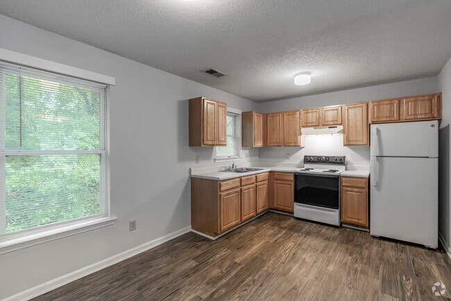 Kitchen - 2BR, 1BA - 880SF - Davis Mills