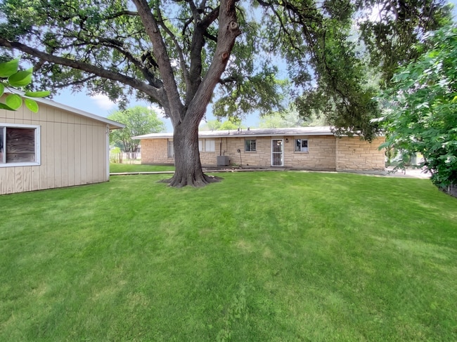 Photo - 103 Englewood Dr Unit 2