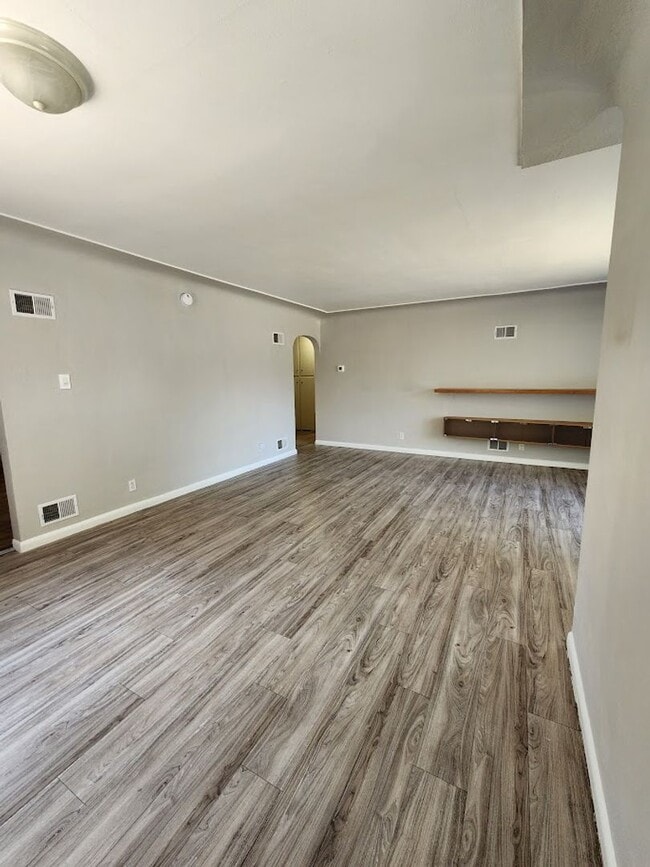 Photo - Long Realty & Property Management - Spacious Lakewood Ranch on Oversized Lot Near Light Rail