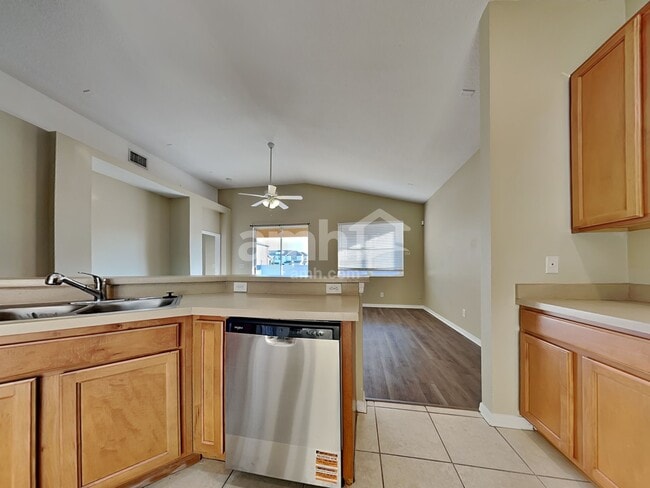 Photo - 8807 Sandy Plains Dr