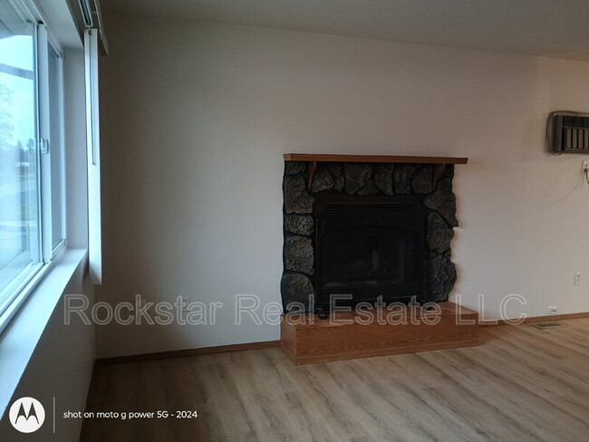 Photo - 5601 N Morton St