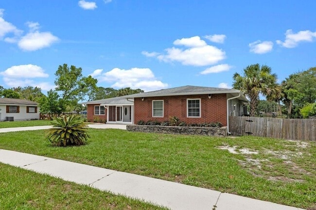 Photo - 2622 Hibiscus Ct