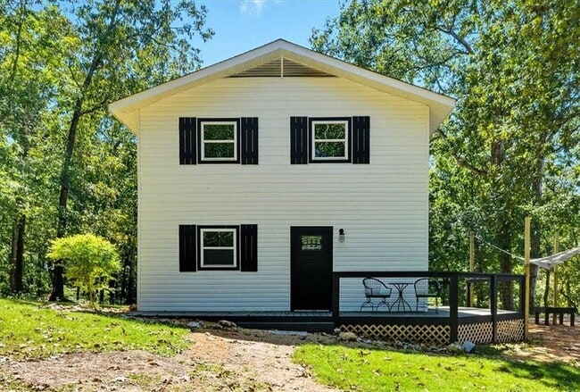 Photo - 96 Collins Rd