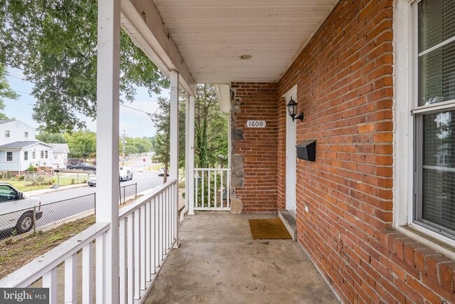 Photo - 1600 13th St S