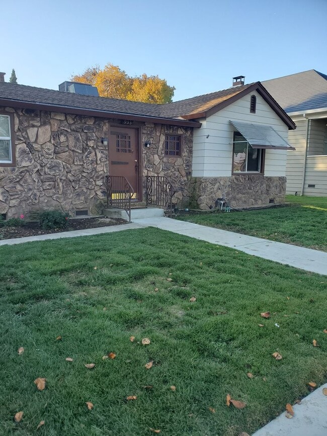 Photo - Charming 2 bedroom home