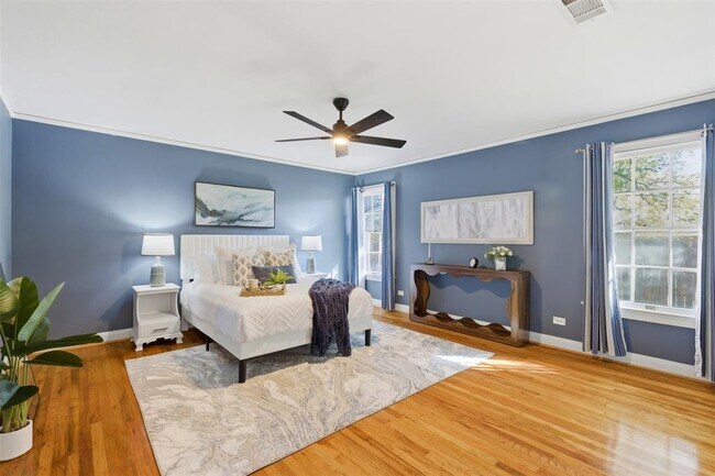 Photo - 1506 Grace St