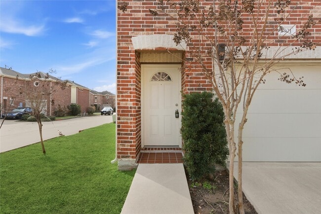 Photo - 5941 S Loop E Unidad 1301