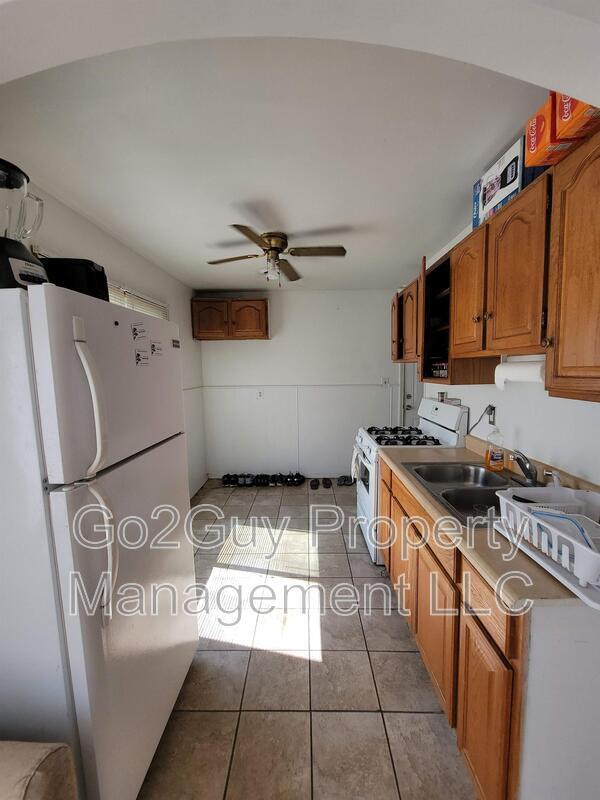 1449 E Harry Ave