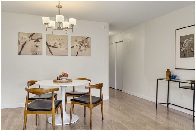 Photo - The Puget Vista Apartments