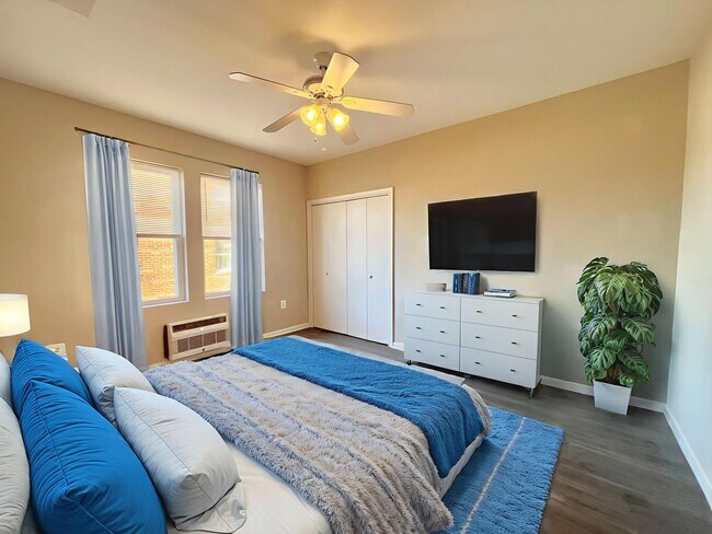 Photo - 5524 8th St NW