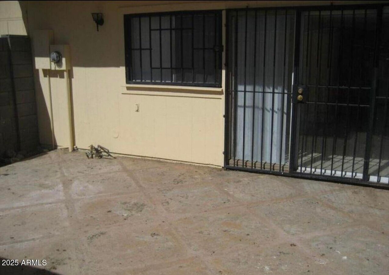 Photo - 5710 N 43rd Ln