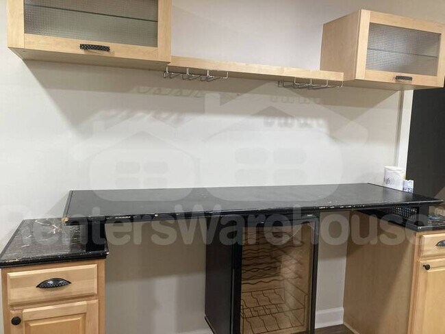 Photo - 2615 Vinyard St NE