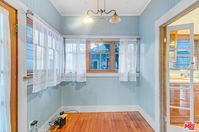 Photo - 30 Paloma Ave