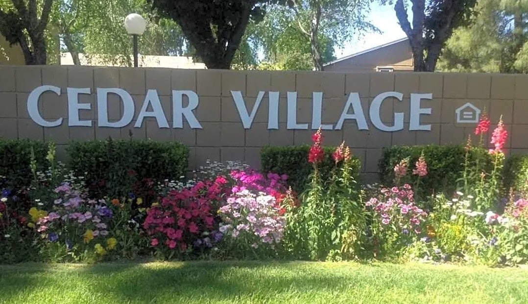 Photo - 820 W 4th Ave