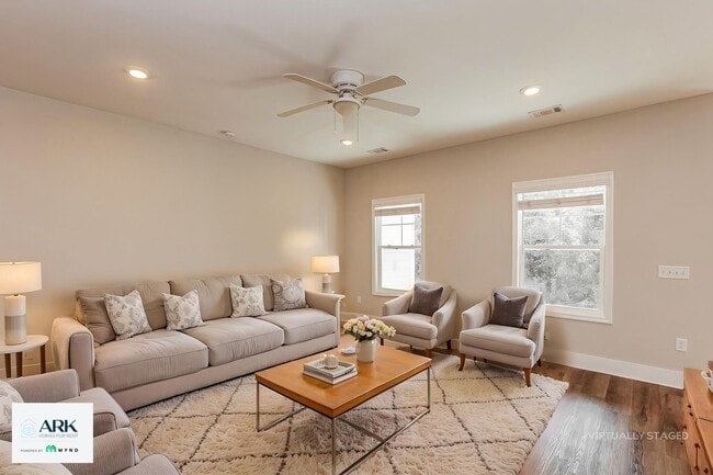 Photo - 21 Greyfield Dr