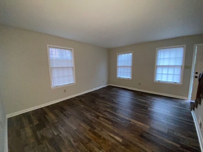 Photo - 2 Bedroom 1.5 Bath Townhouse