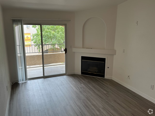 Building Photo - 7885 W Flamingo Rd Unit 2029 Rental