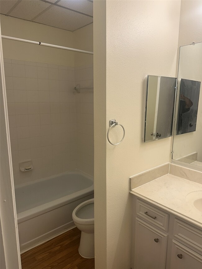 Photo - 7009 N Holiday Dr Unit 7009