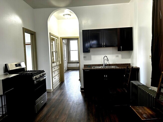 Photo - 2744 W 23rd St