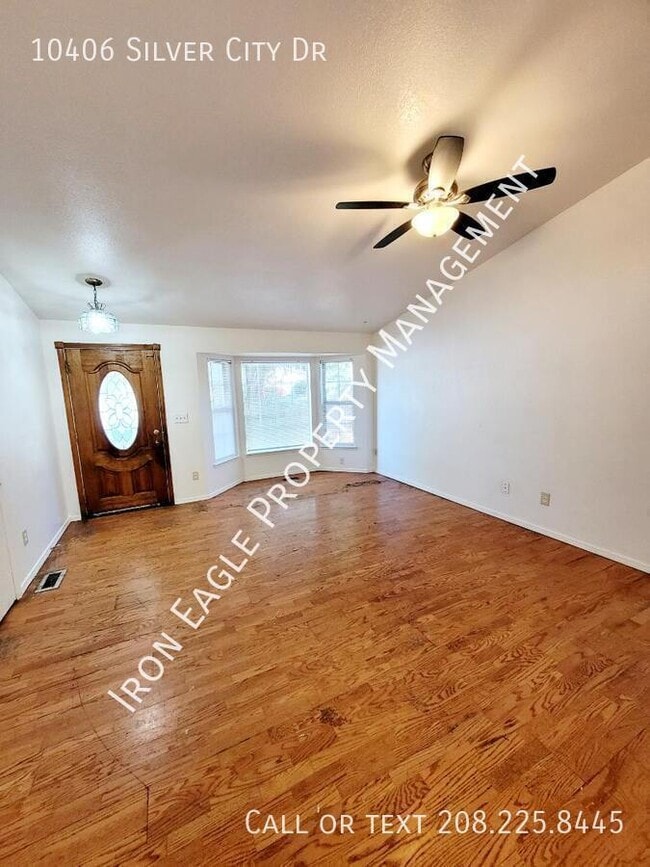 Photo - 10406 Silver City Dr