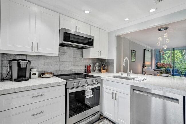 Photo - 106 Royal Park Dr Unit 2b