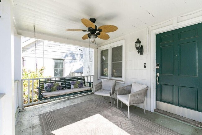 Photo - 936 East Lake Dr