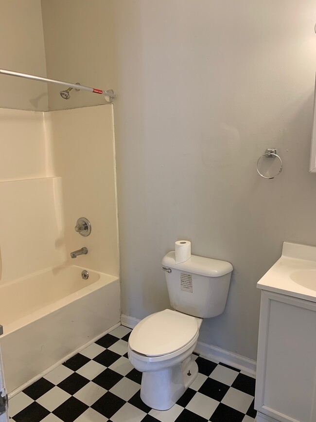 Photo - 536 Euclid Ave