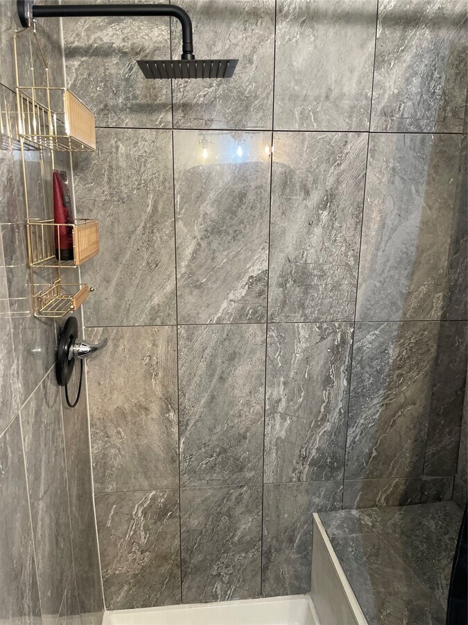 Photo - 1214 42nd St