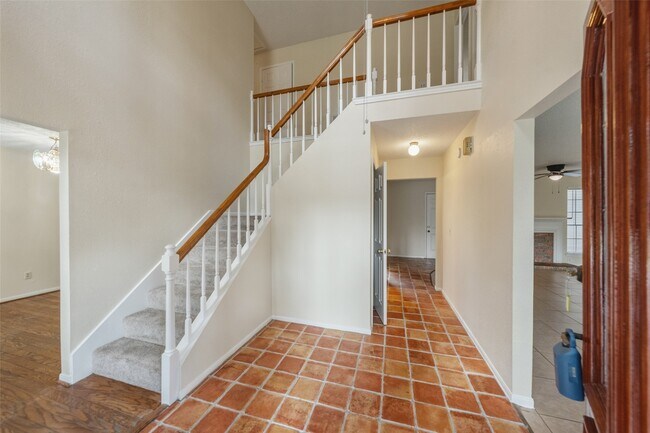 11302 Sky Ridge Dr