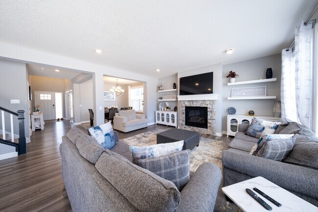 Photo - 6668 Coach House Ln