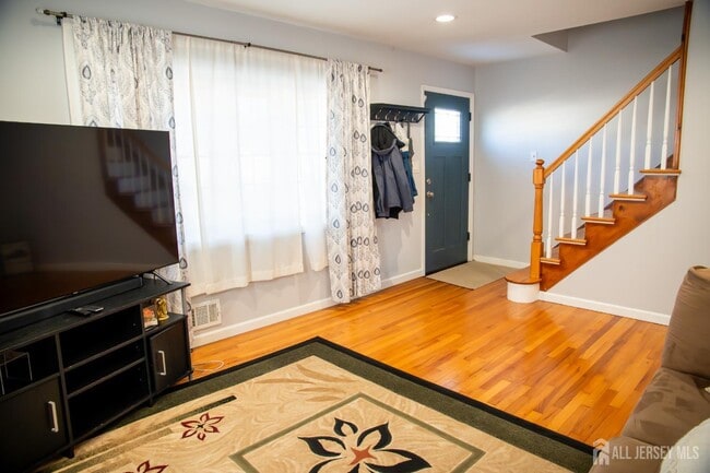 Photo - 13 Eberly Pl