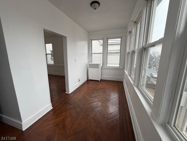 Photo - 205 Chancellor Ave Unit 2