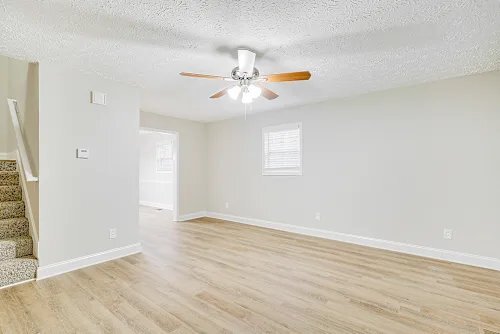 Building Photo - 5485 Pine Dr SW