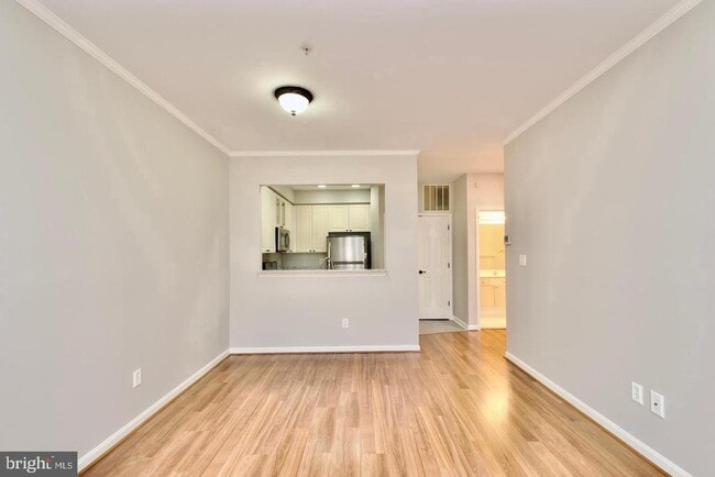Photo - 2324 Henshaw Pl Unit 3