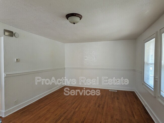 1412 Melrose Pkwy