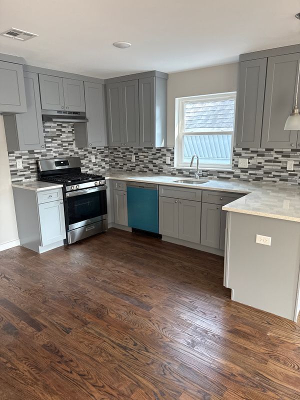 Photo - 224 S 6th St