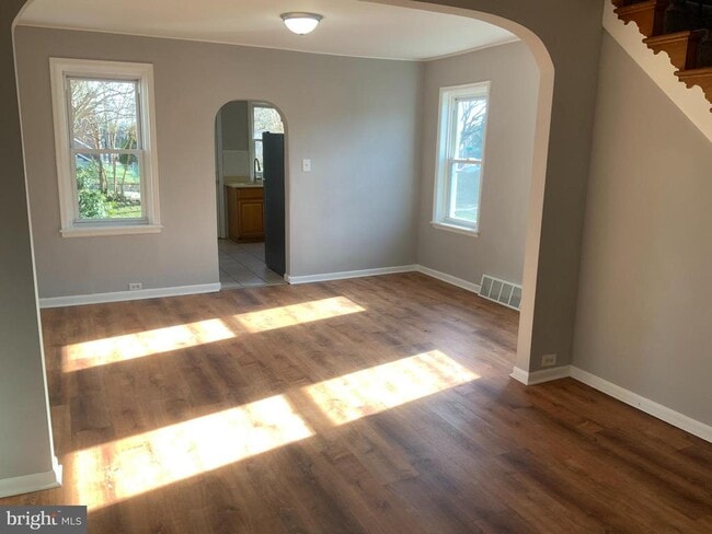 Photo - 254 Cedar Ave