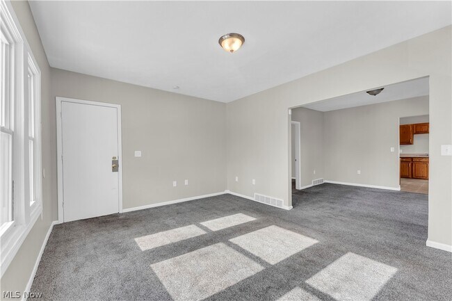 Photo - 10222 Joan Ave Unidad 10224/UP