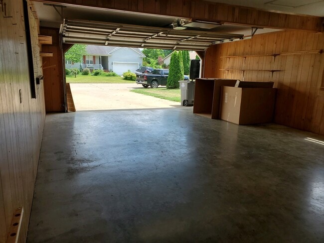 Photo - 38 Cambridge Dr