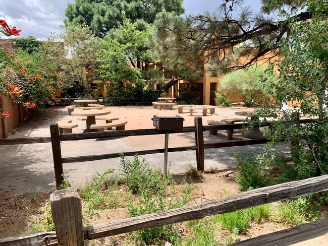 Photo - Pine Park Apartments