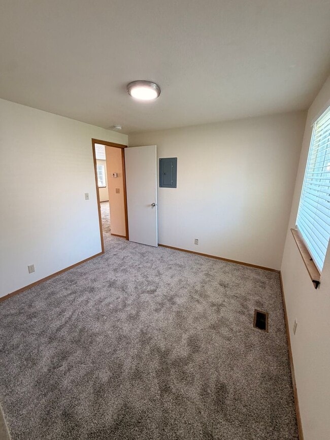Photo - W. RoseHill Unit 3622 W. Rosehill #102