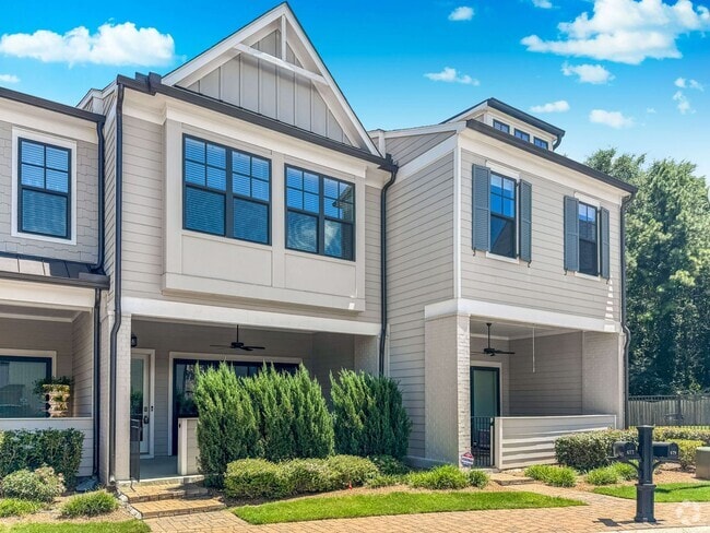 Building Photo - Woodstock 3BR Townhome 677