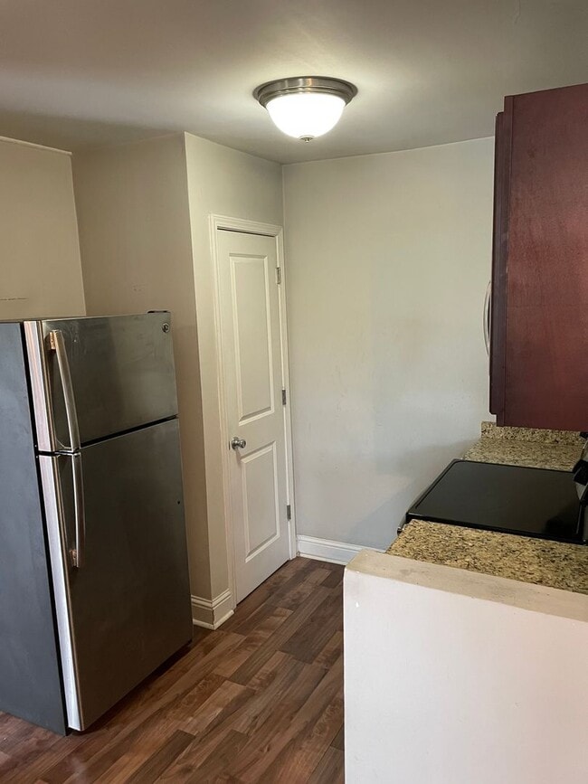 Photo - 1BD Corner Unit in Gated Complex, 2 Blocks... Unit 2309 Baronne #106